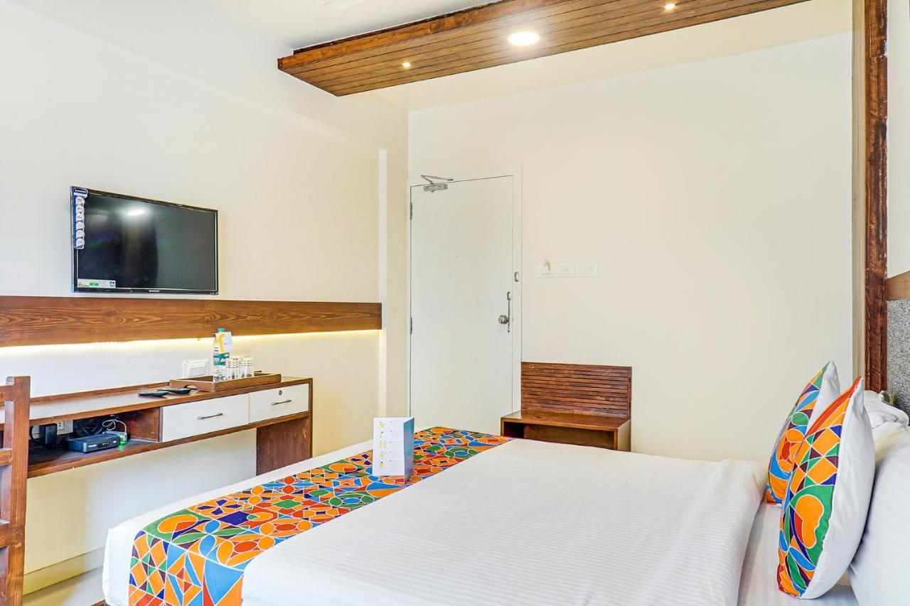 Hotel Fabhotel Gravity - Nr Jupiter Hospital Pune